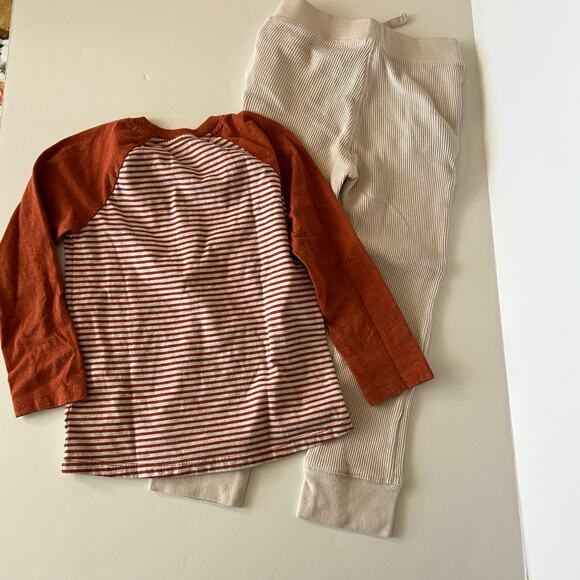 Gap pants & Cat & Jack top - Picture 9 of 9